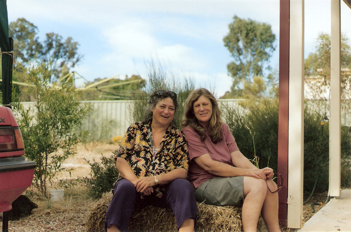 Aviva with her sister Dawn McBride, 2005